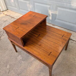 Lane Tuxedo Side Table