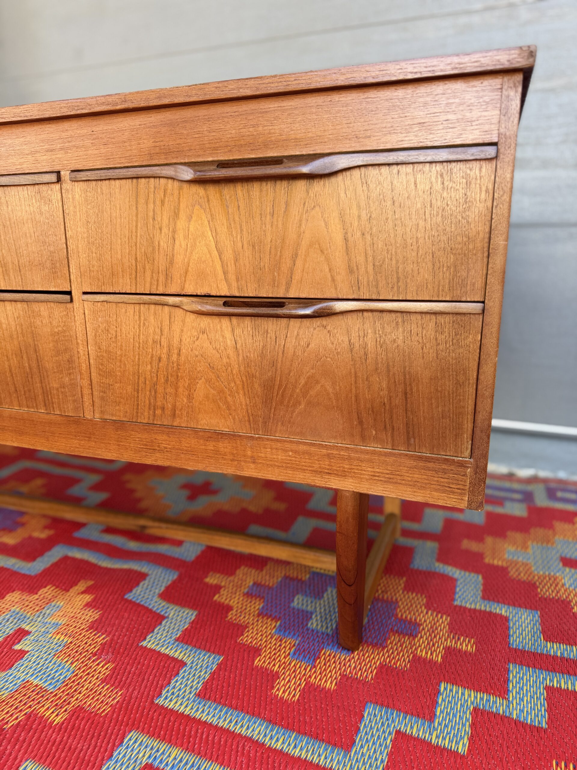 Sakol Sideboard - Image 8