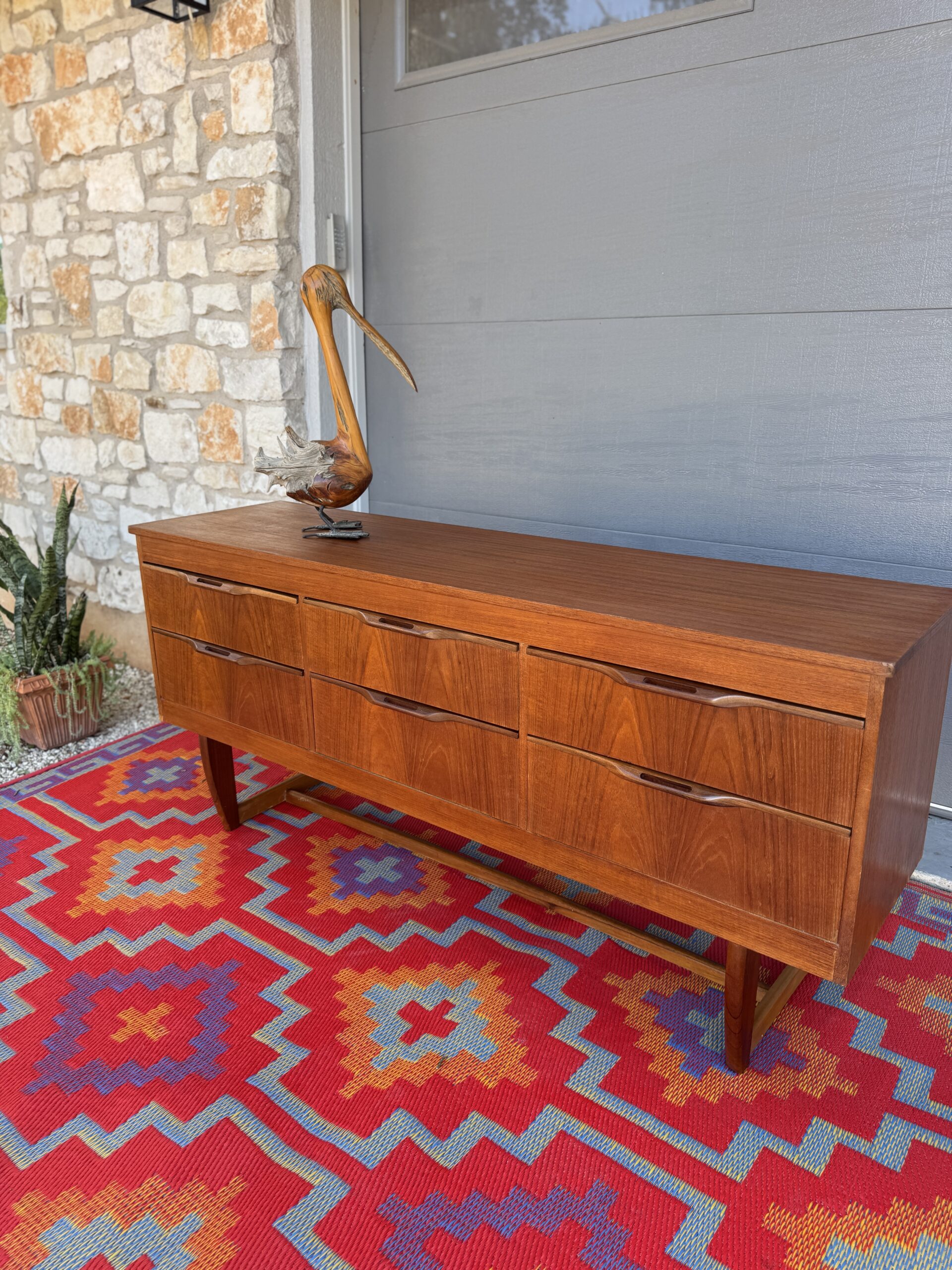 Sakol Sideboard