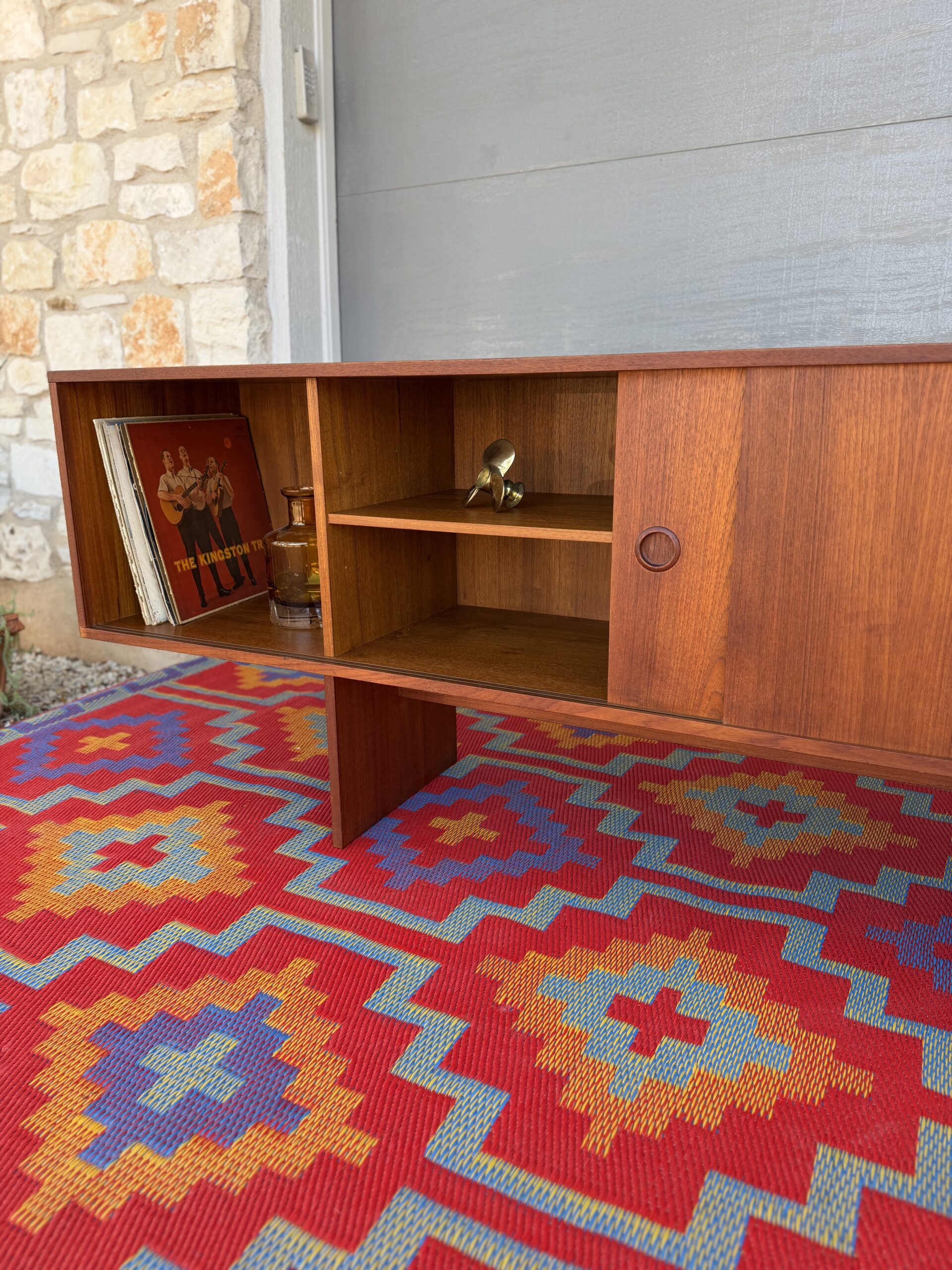 Lovig Sliding Door Sideboard - Image 9