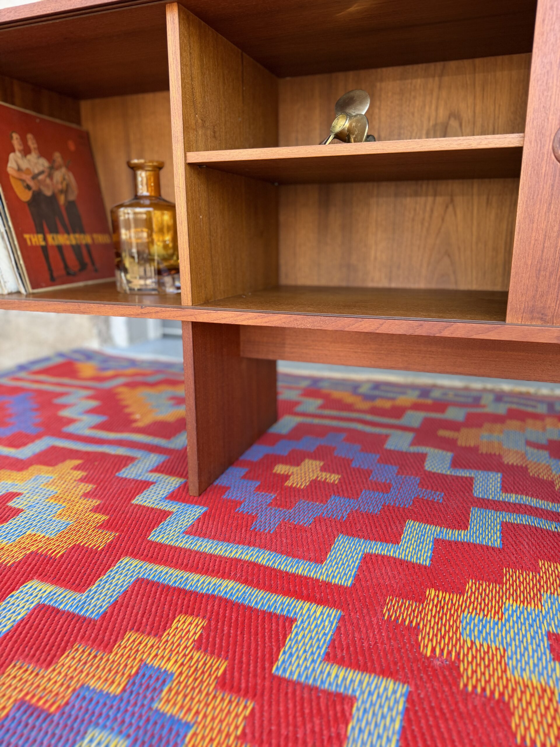 Lovig Sliding Door Sideboard - Image 10