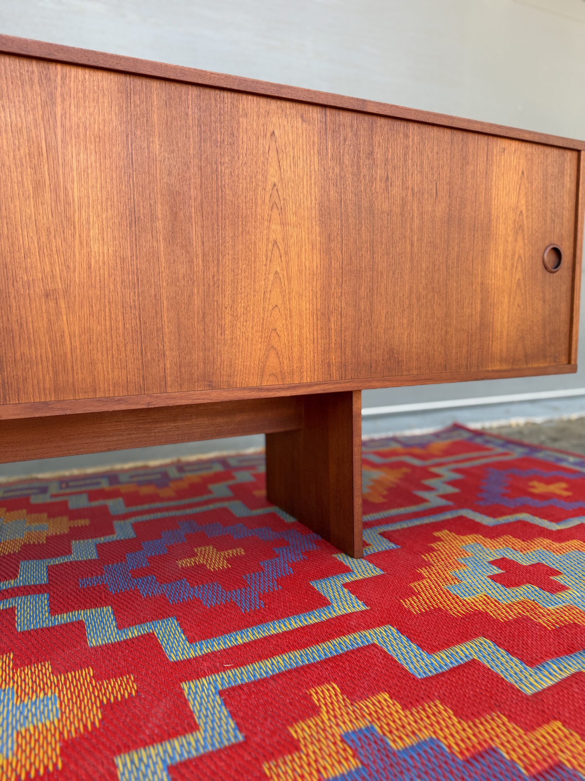 Lovig Sliding Door Sideboard - Image 11