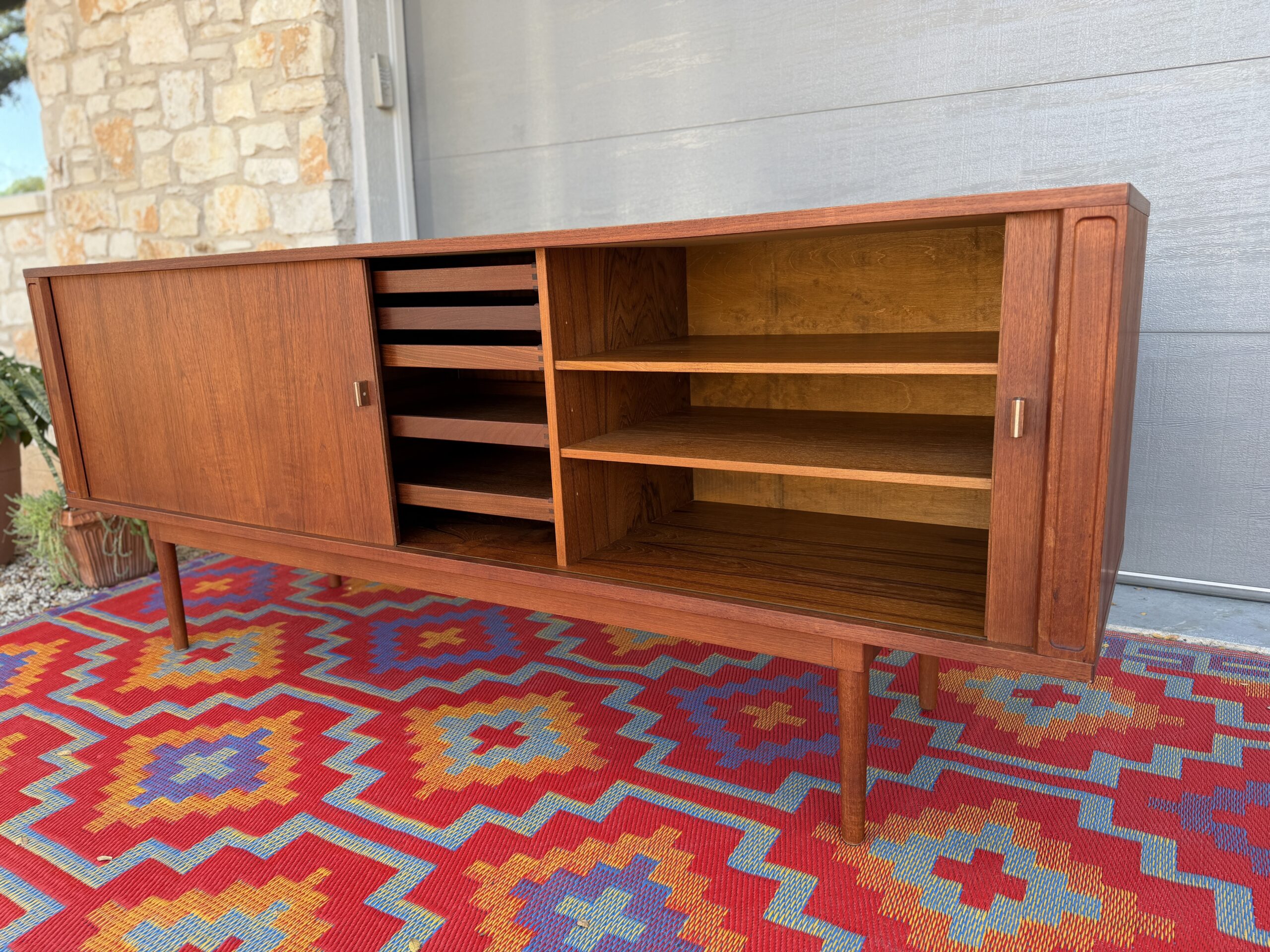 Lovig Tambour Sideboard - Image 4