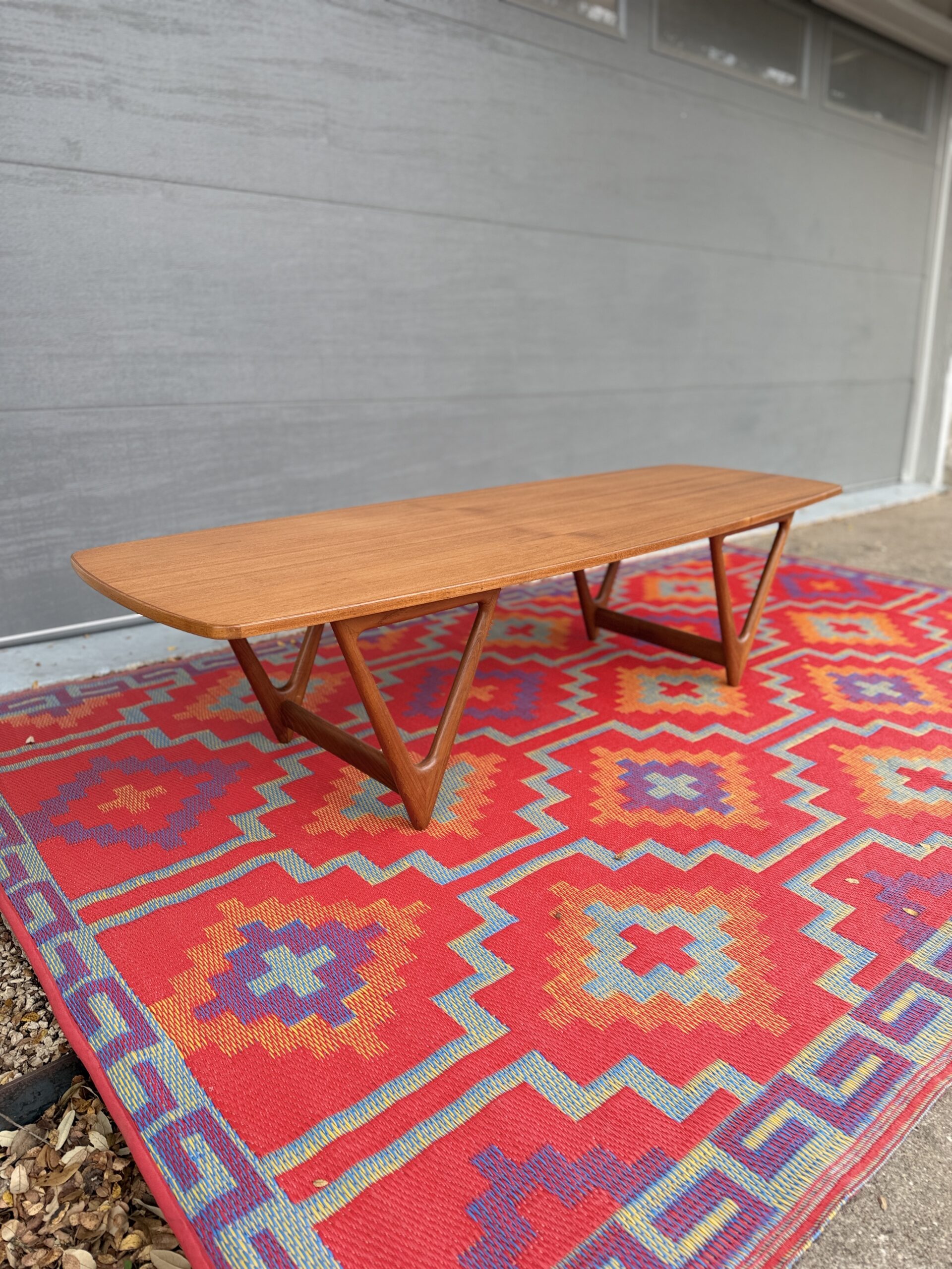 Surfboard Coffee Table - Image 3