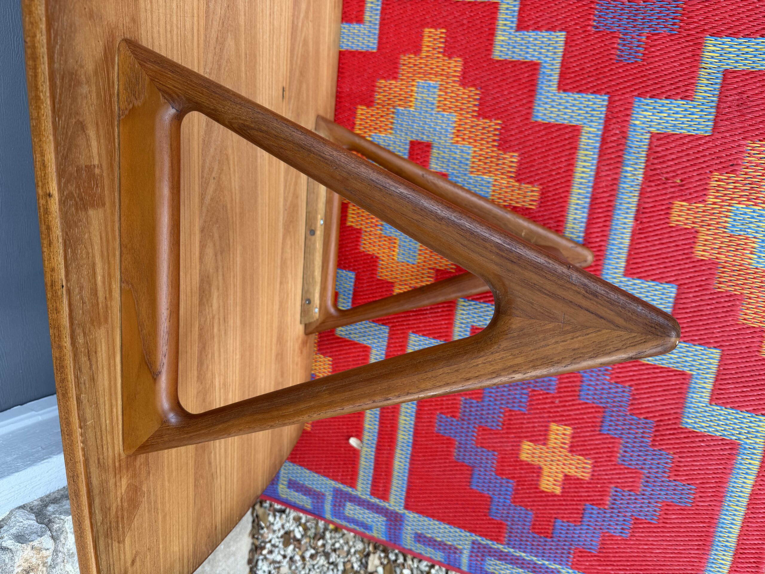 Surfboard Coffee Table - Image 9