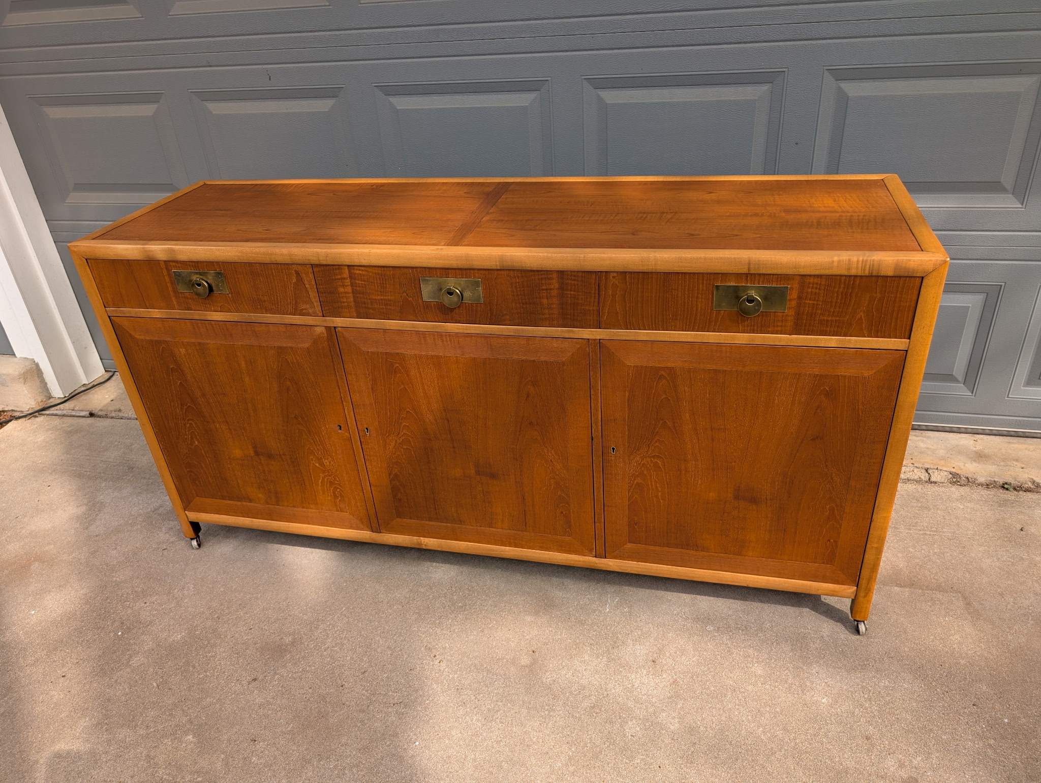 Walnut & Oak Sideboard - Image 5