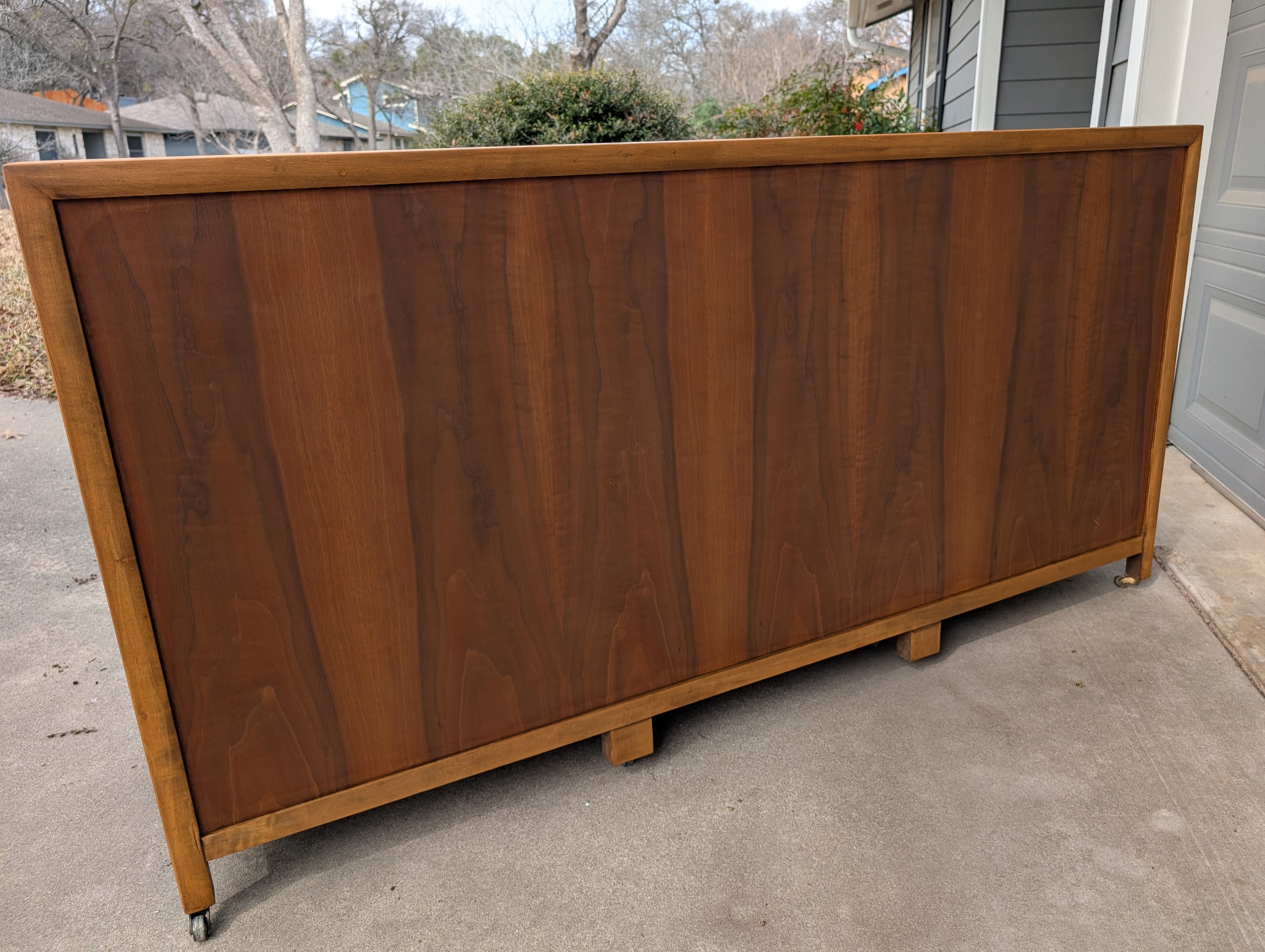 Walnut & Oak Sideboard - Image 4