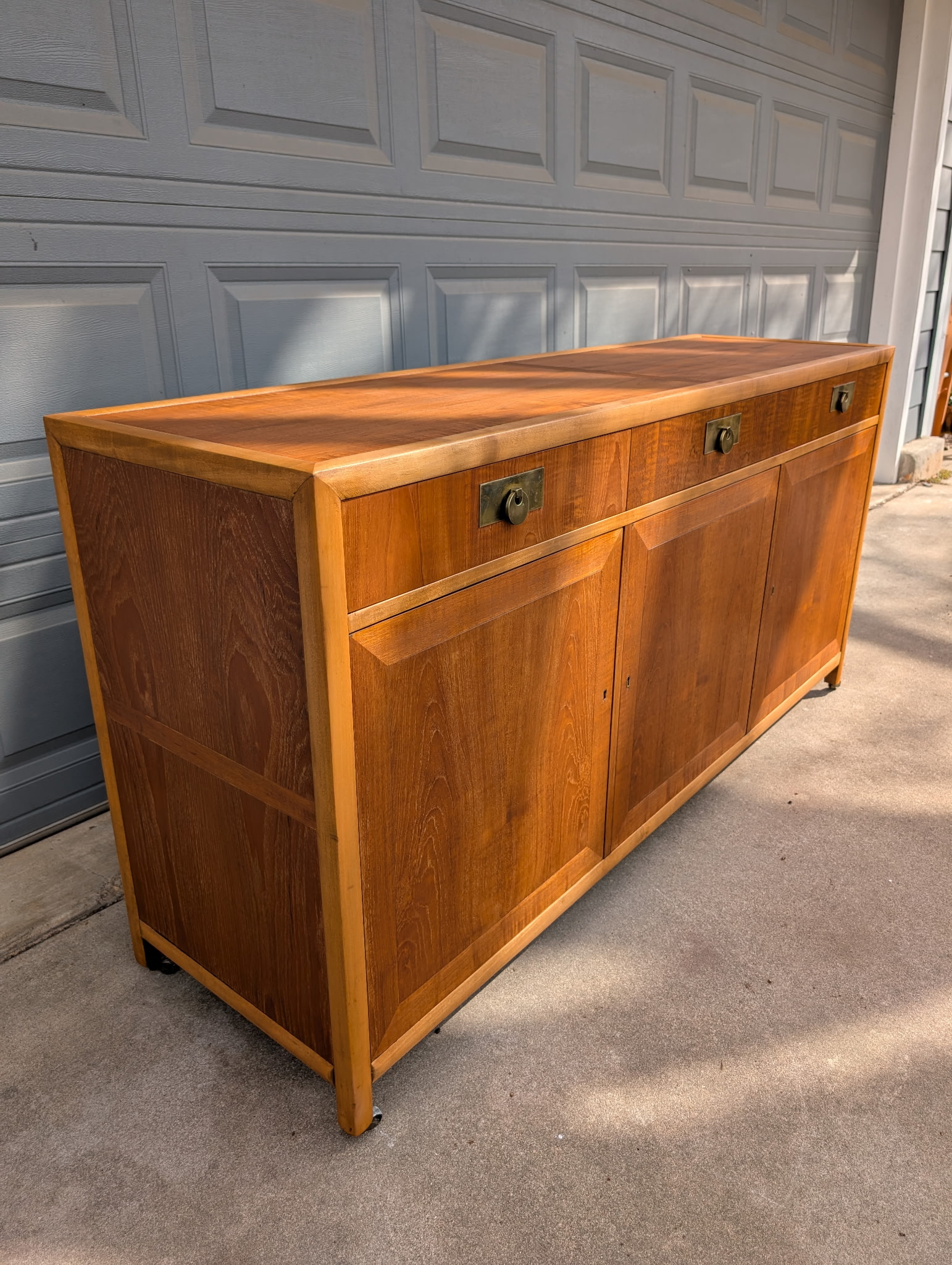 Walnut & Oak Sideboard - Image 2
