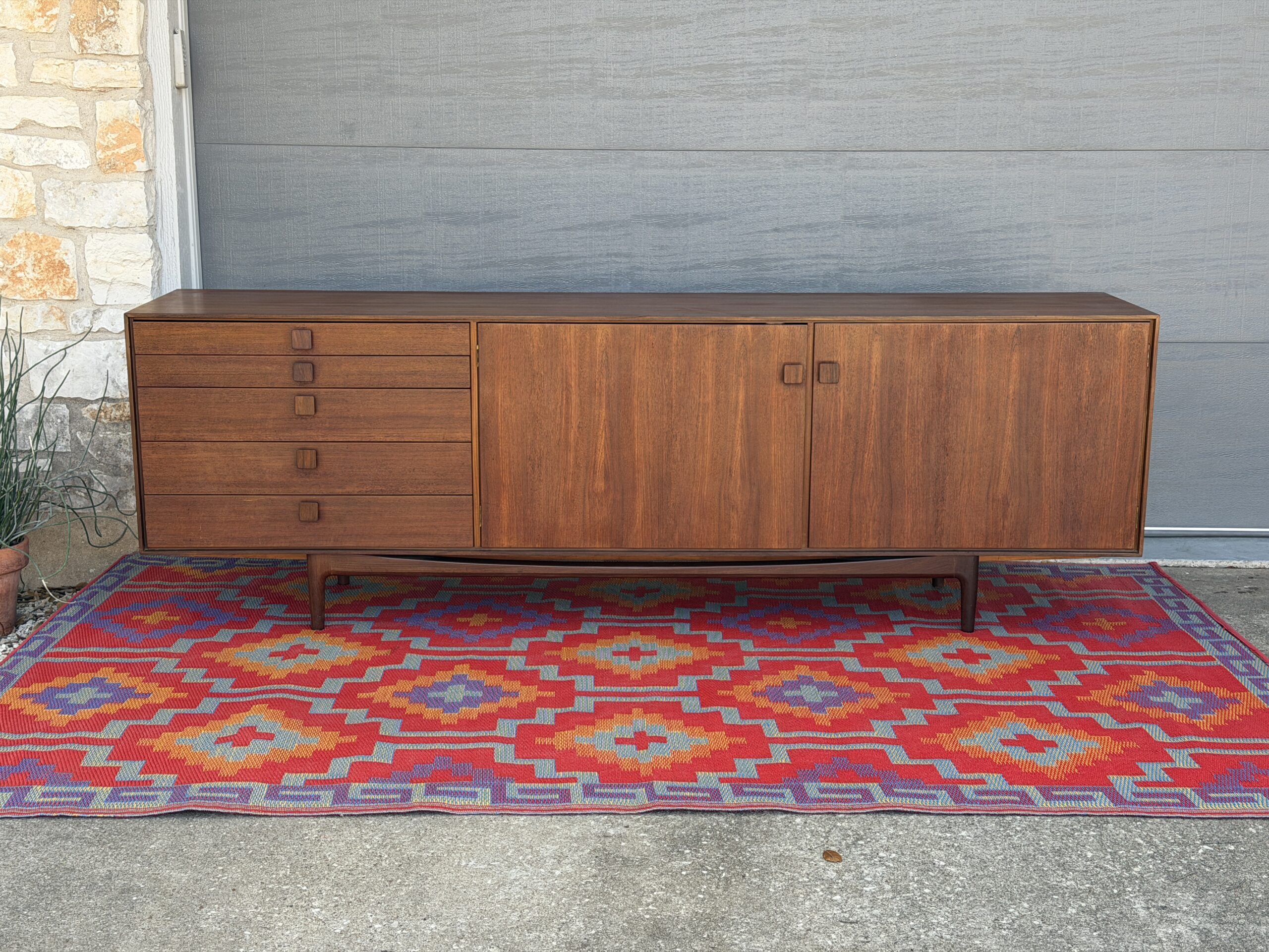 Teak and Rosewood XL Credenza - Image 3