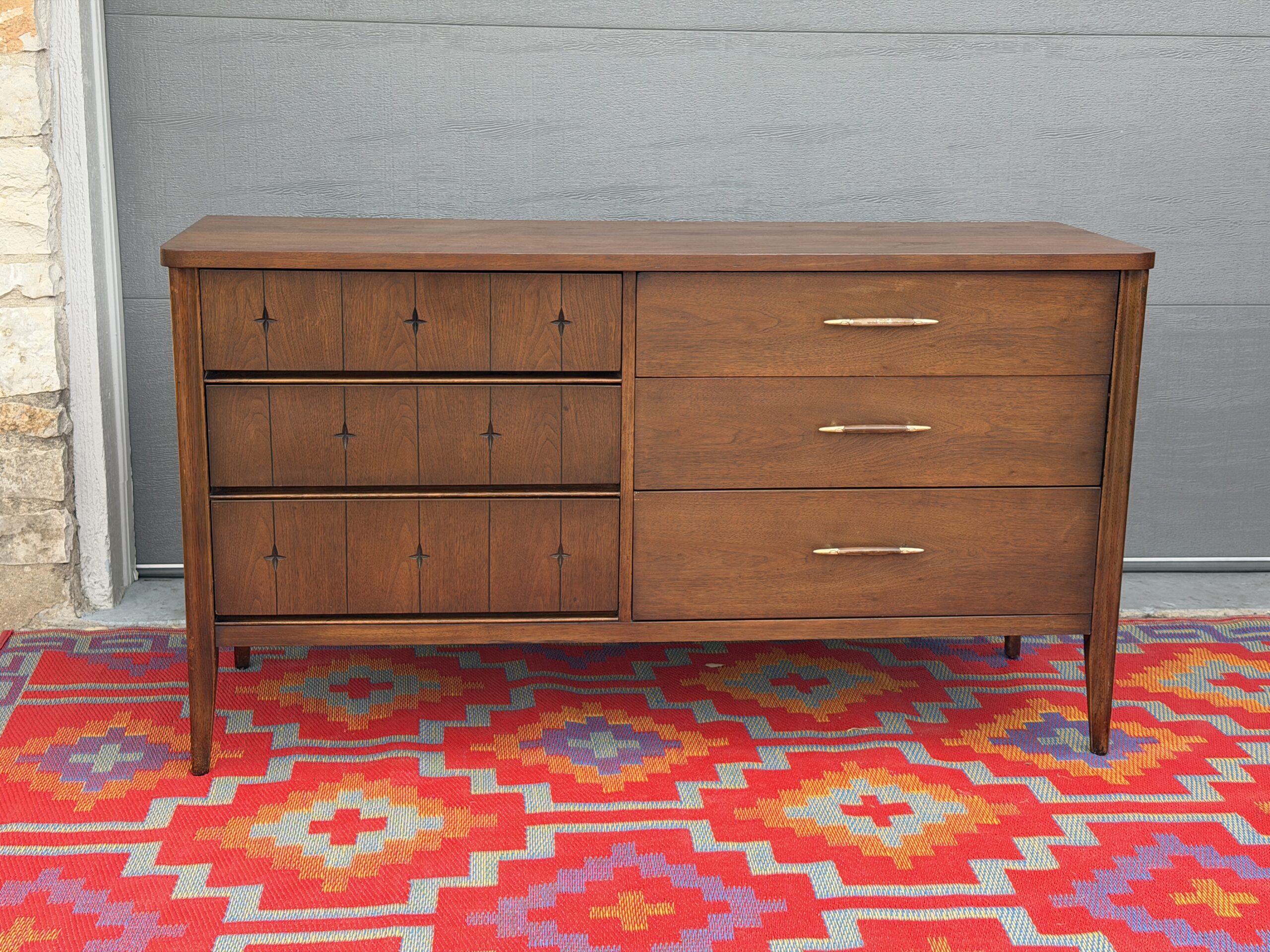 Saga Six Drawer - Image 2