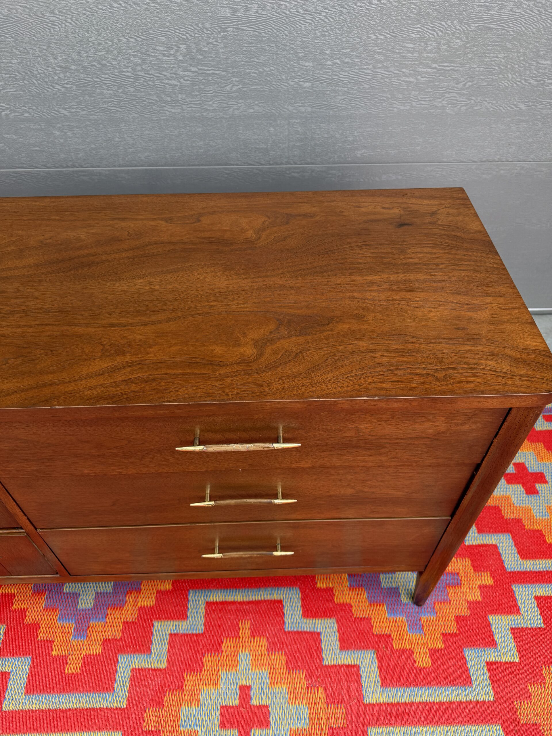 Saga Six Drawer - Image 10