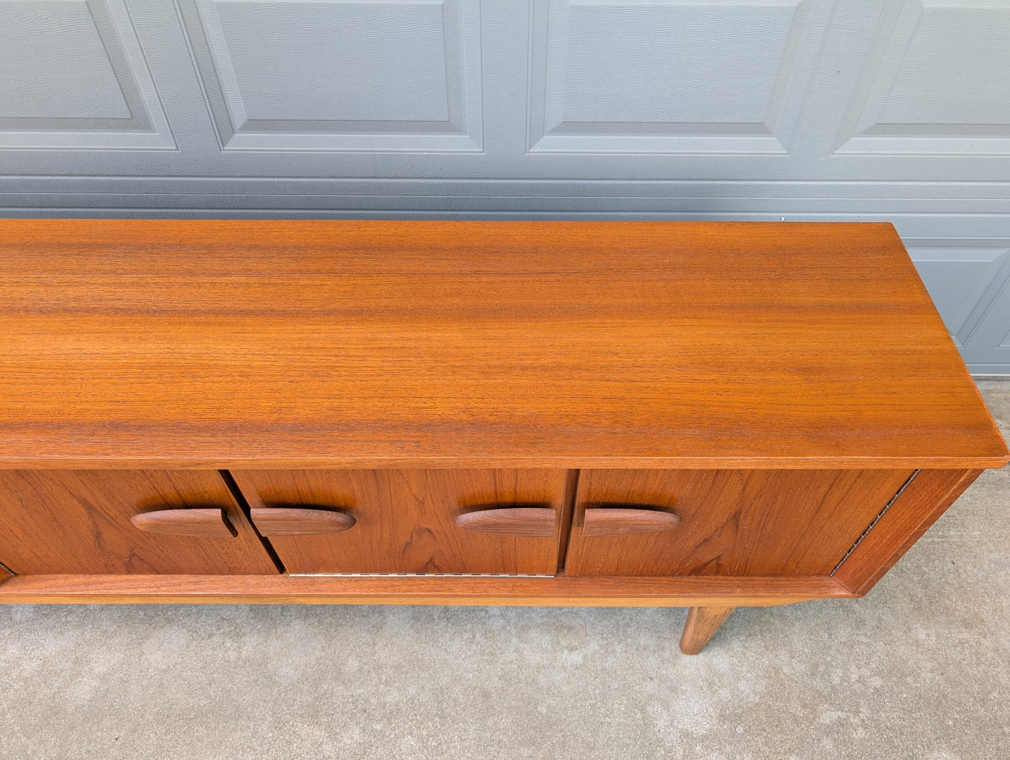 Beautility Credenza - Image 5