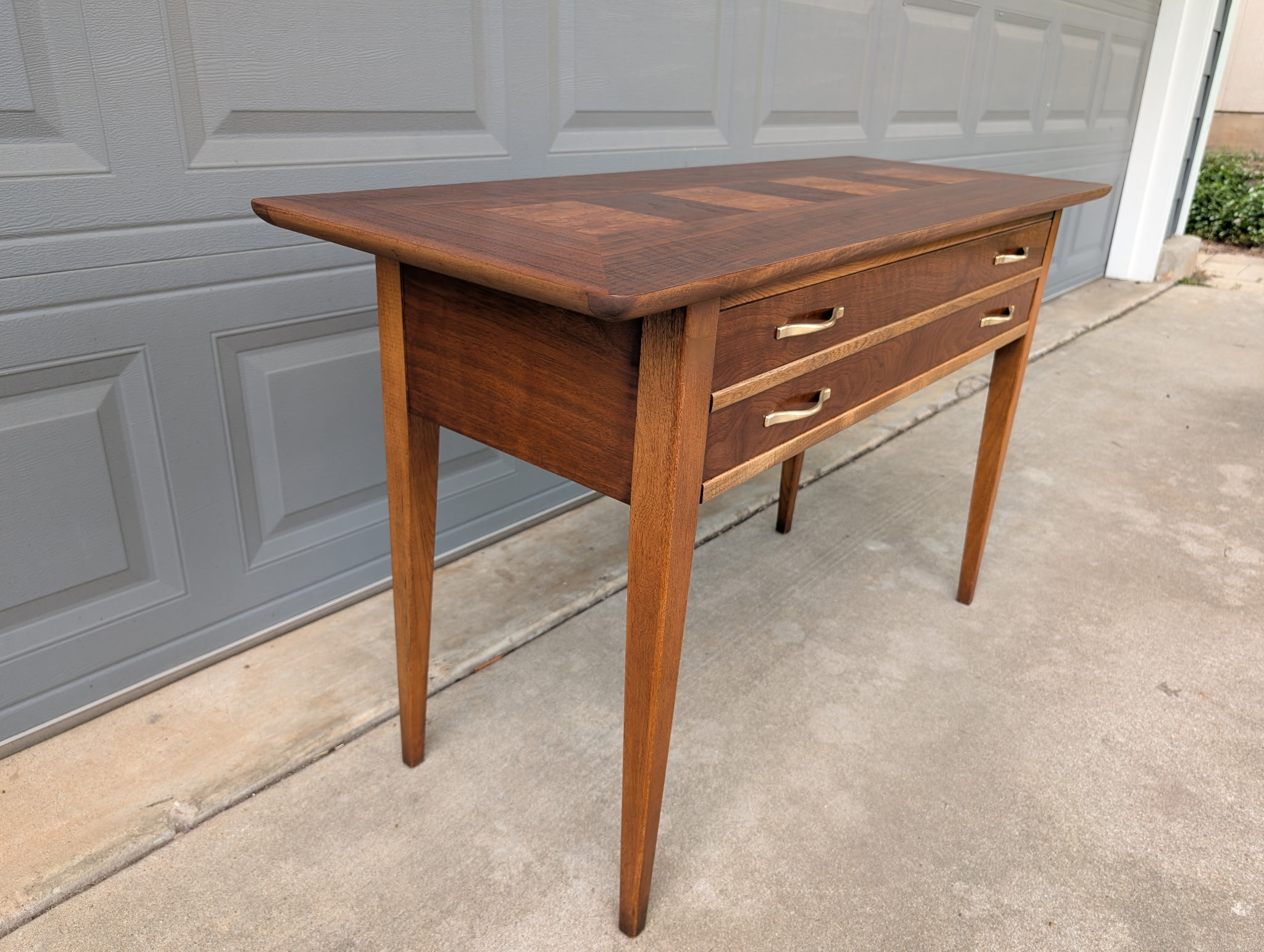 Lane 'Penthouse' Console Table - Image 3