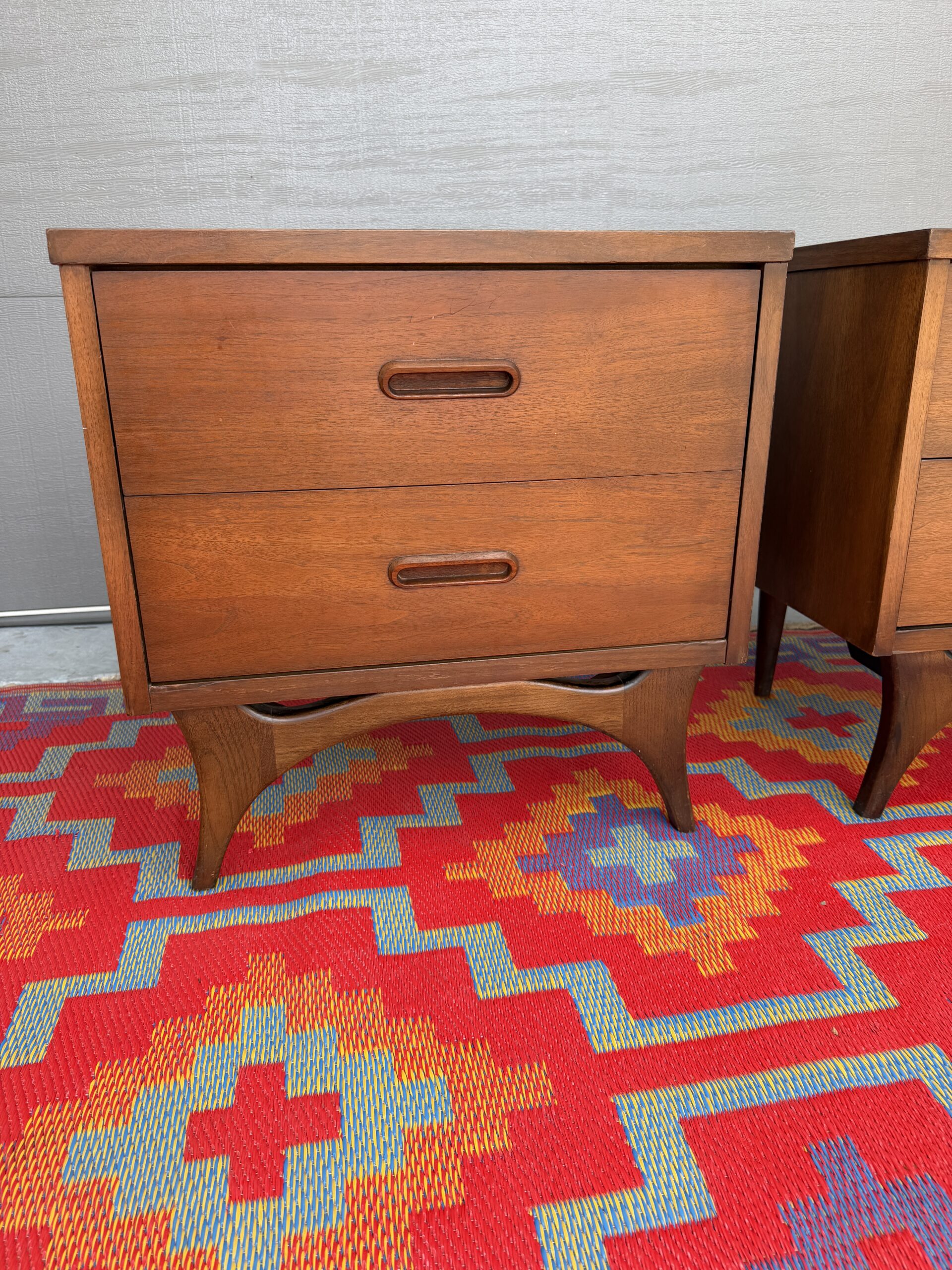 Sculpted Nightstands Pair - Image 9