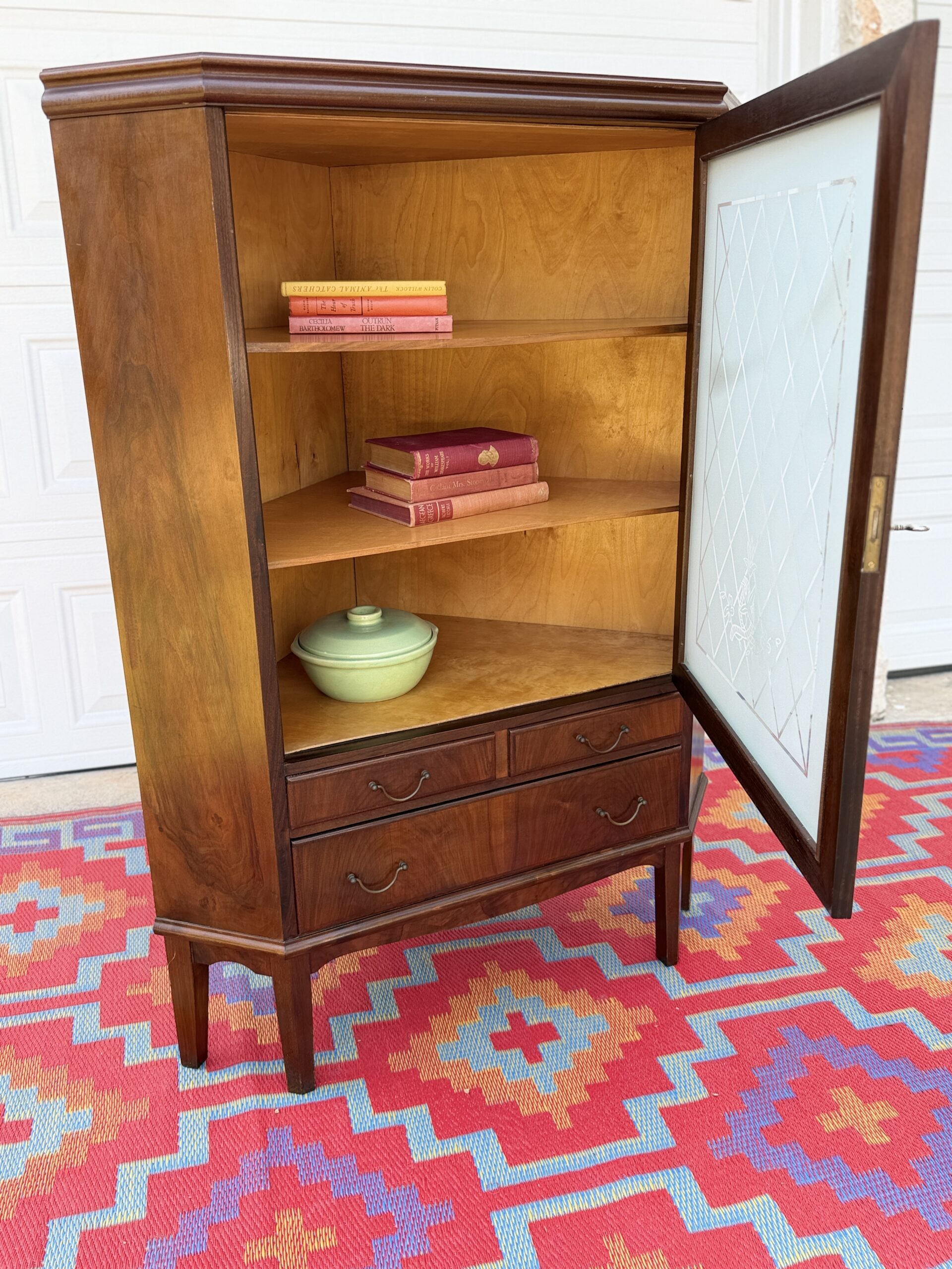 Corner Cabinet - Image 5