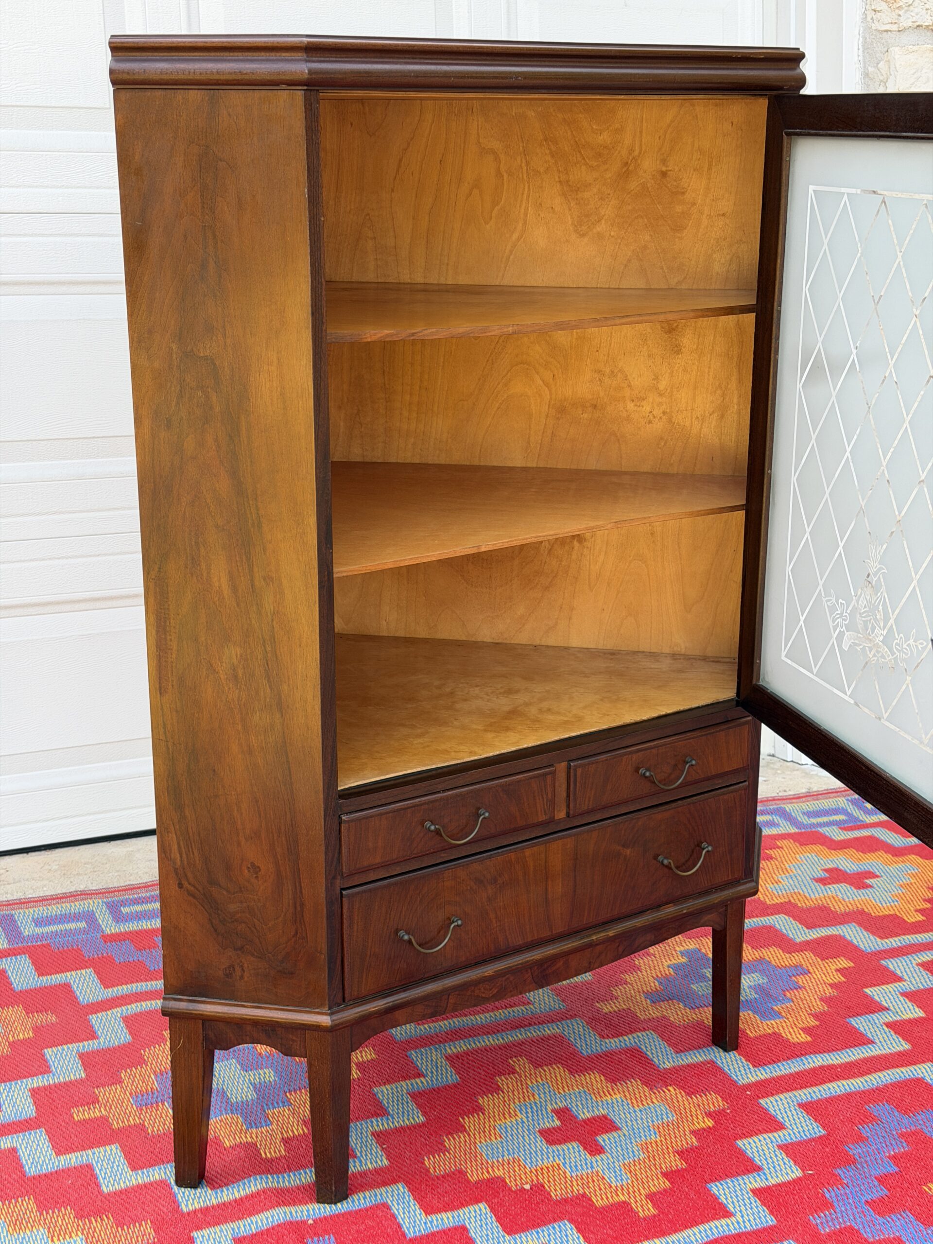 Corner Cabinet - Image 13