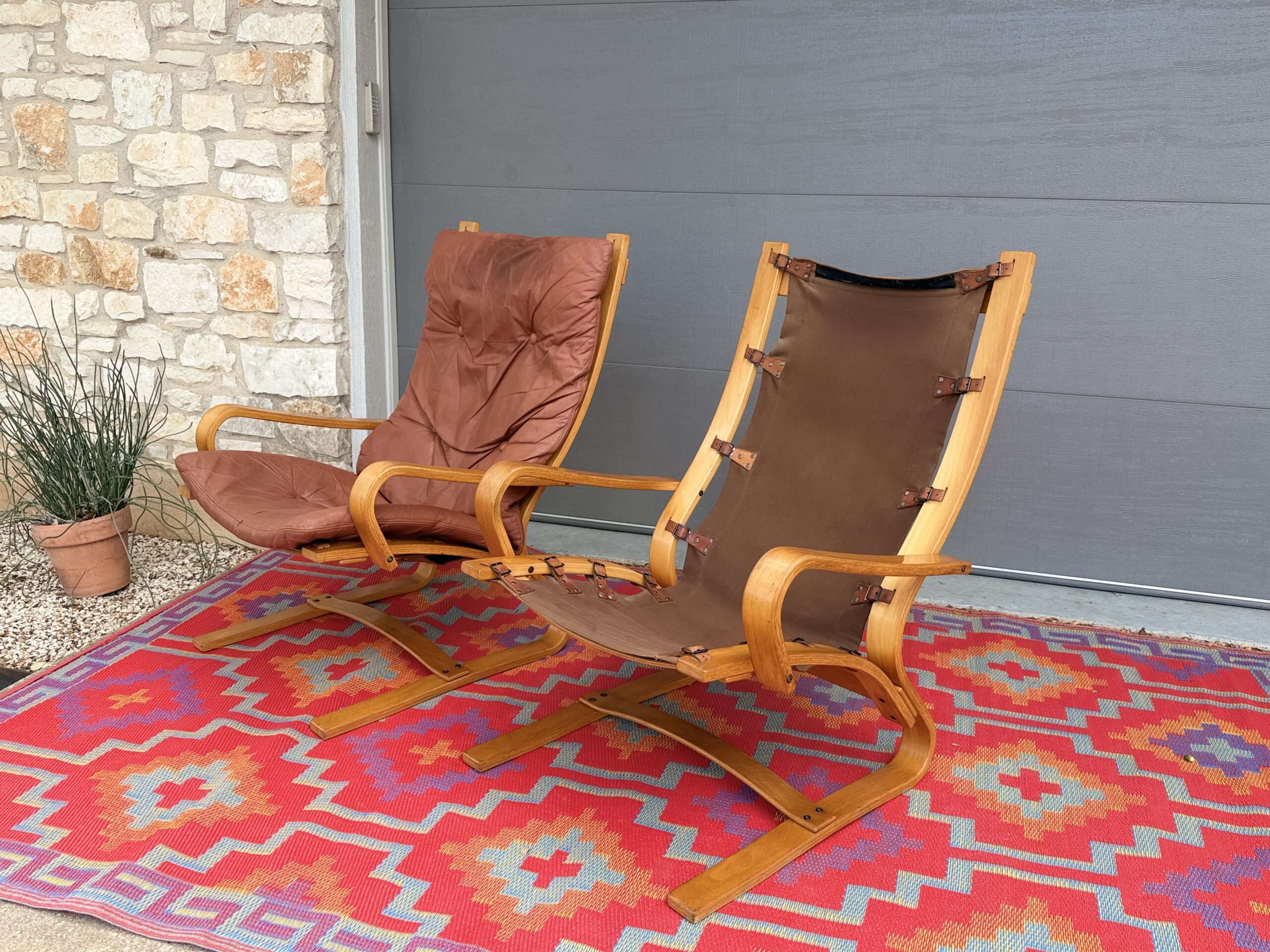 Danish Komfort Lounge Pair - Image 4