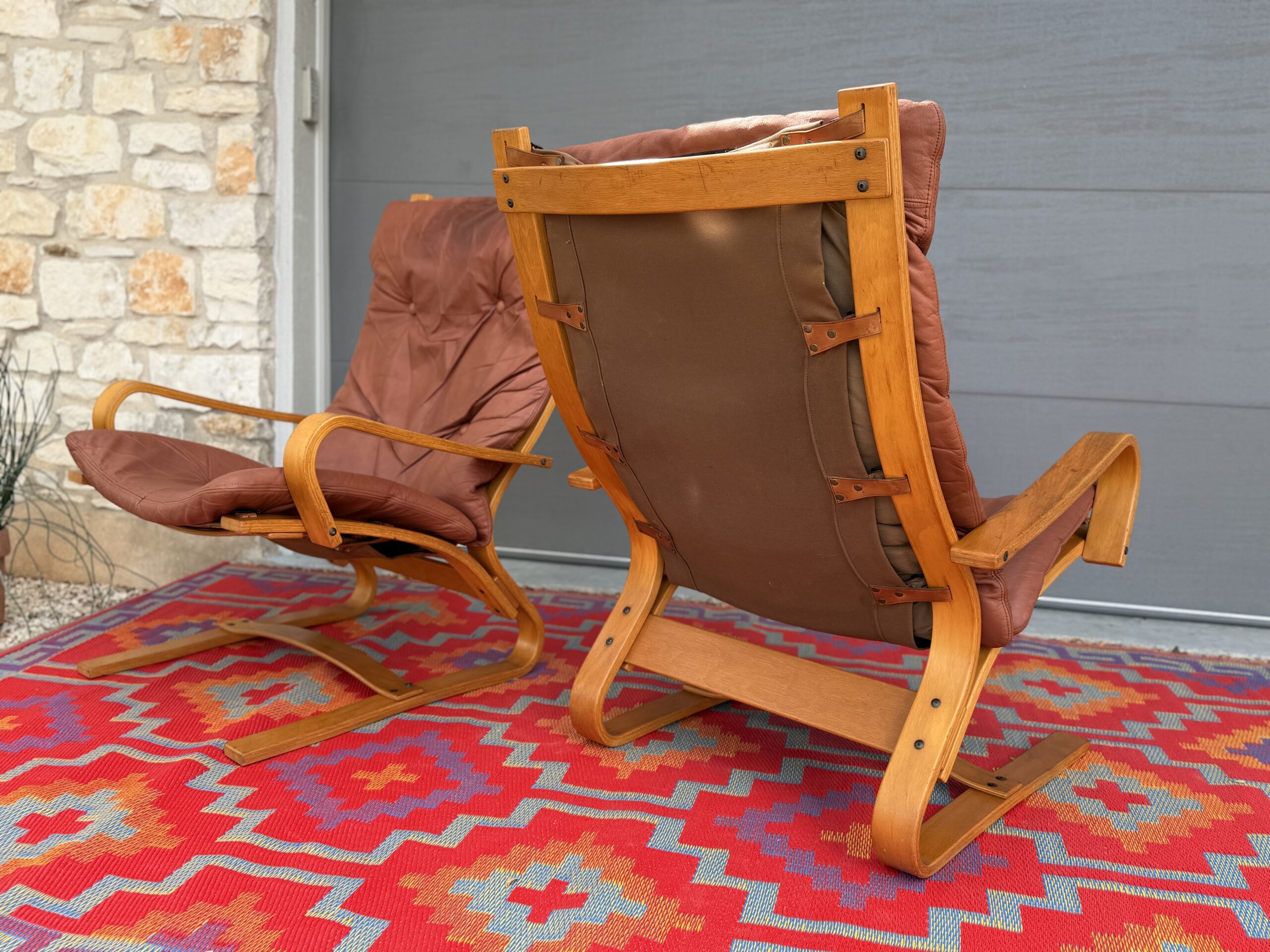 Danish Komfort Lounge Pair