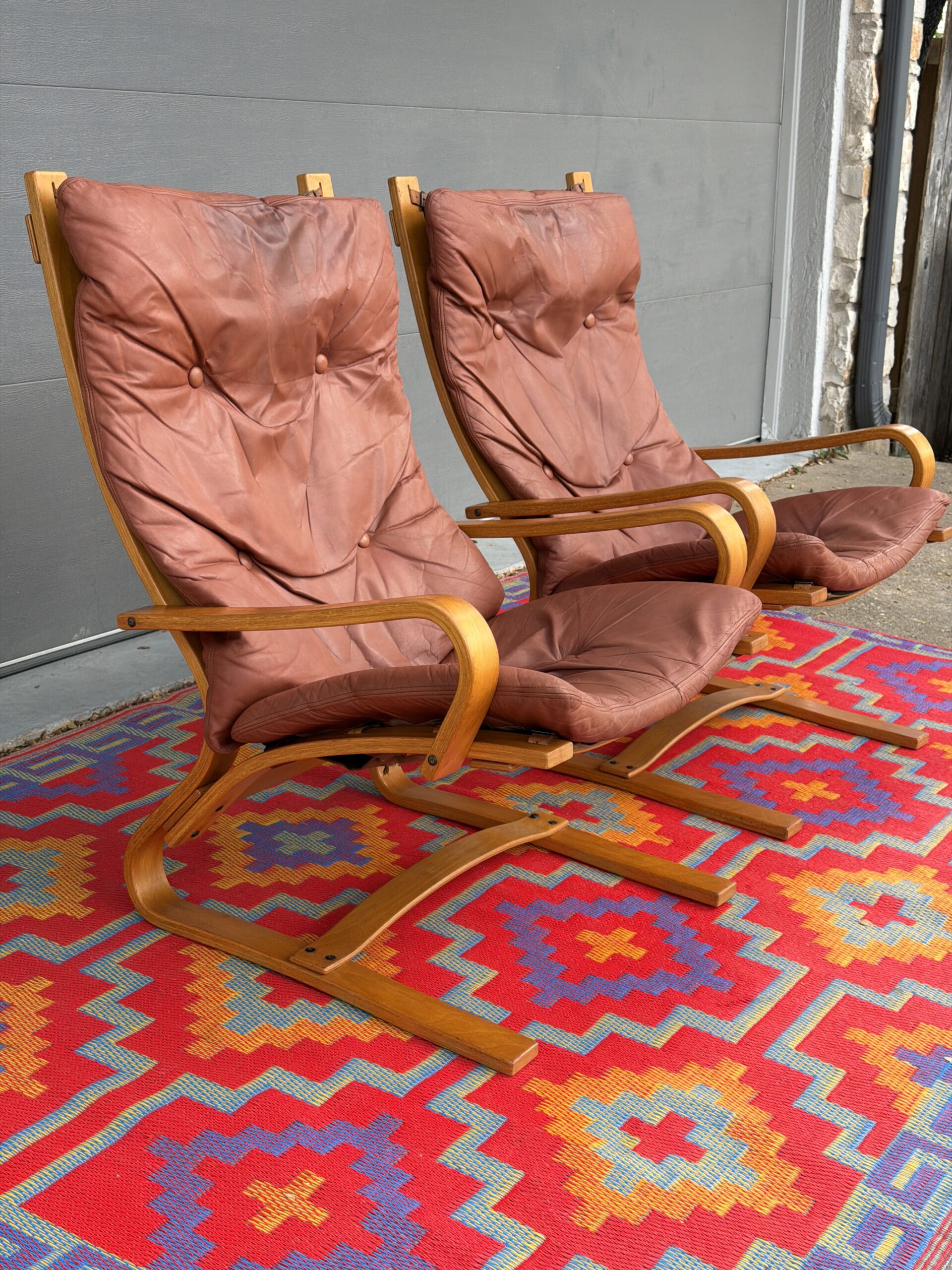 Danish Komfort Lounge Pair - Image 2